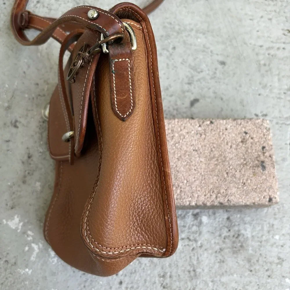 Dooney and Bourke vintage Crossbody